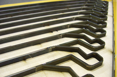 Groupe VTD fabrication d'outillages de découpe outils serti-bois Drôme Allier Yvelines